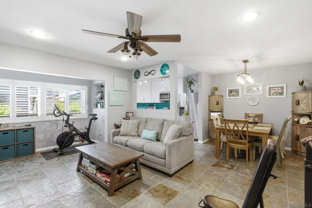 730 E Avenue, Coronado, CA 92118