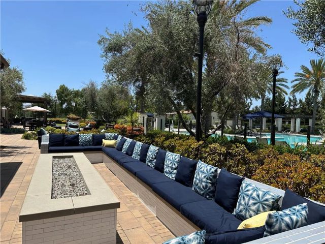 227 Carlow, Irvine, CA 92618