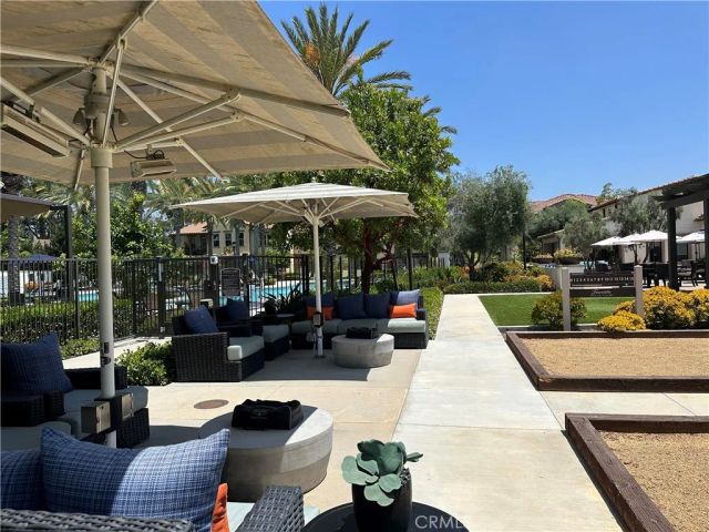 227 Carlow, Irvine, CA 92618