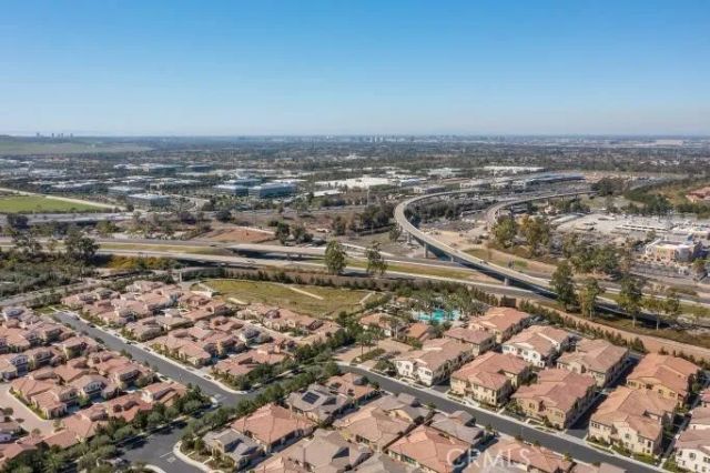 227 Carlow, Irvine, CA 92618