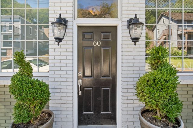 60 Pemberwick Road #3, Greenwich, CT 06831