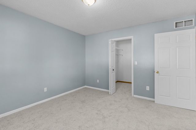 1344 Carriage Drive 1344-B, Hudson, WI 54016