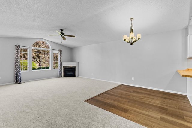 1344 Carriage Drive 1344-B, Hudson, WI 54016