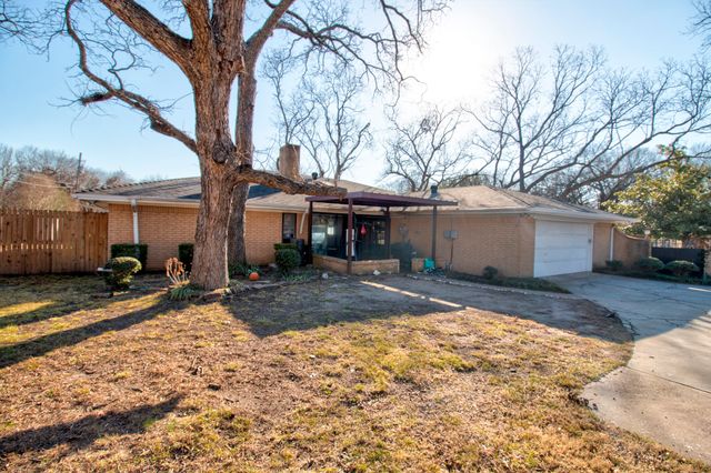 2517 Nantucket Drive, Sherman, TX 75092