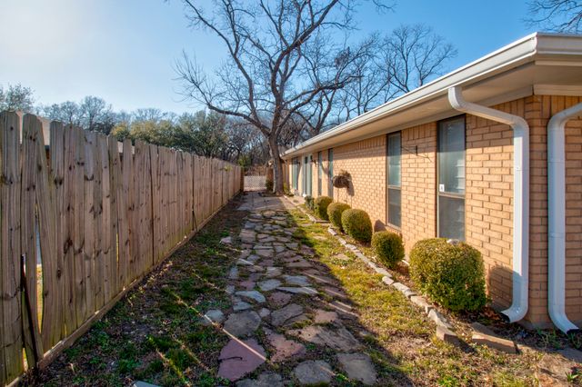 2517 Nantucket Drive, Sherman, TX 75092