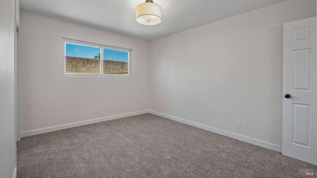 1900 New Jersey St, Fairfield, CA 94533