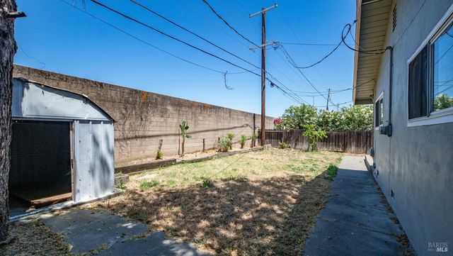 1900 New Jersey St, Fairfield, CA 94533