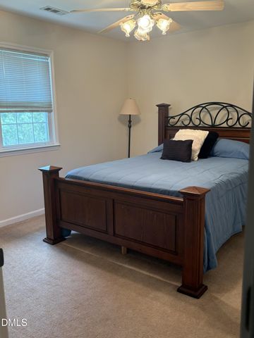 118 Meadowood Drive No, Burlington, NC 27215