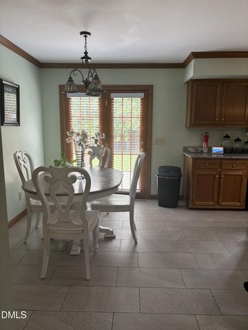 118 Meadowood Drive No, Burlington, NC 27215