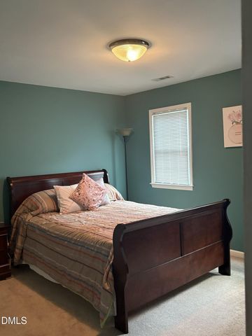 118 Meadowood Drive No, Burlington, NC 27215
