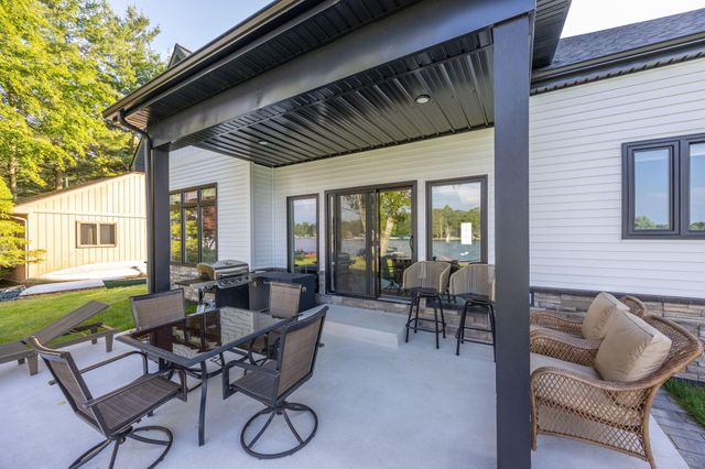 7784 C Court, Morton Twp, MI 49346