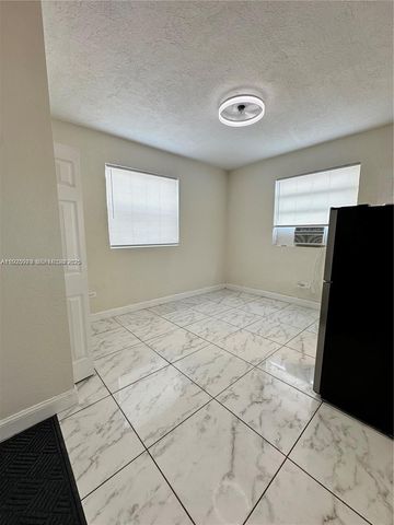 912 NW 9th Ave 8, Hallandale Beach, FL 33009