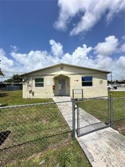 912 NW 9th Ave 8, Hallandale Beach, FL 33009