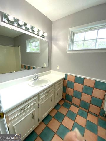 150 Blackberry Trail, Swainsboro, GA 30401