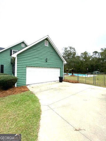 150 Blackberry Trail, Swainsboro, GA 30401