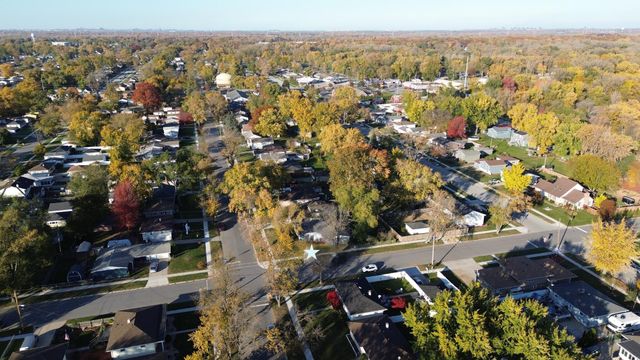 703 N Glenwood Avenue, Griffith, IN 46319