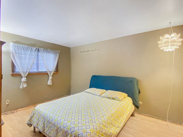 703 N Glenwood Avenue, Griffith, IN 46319