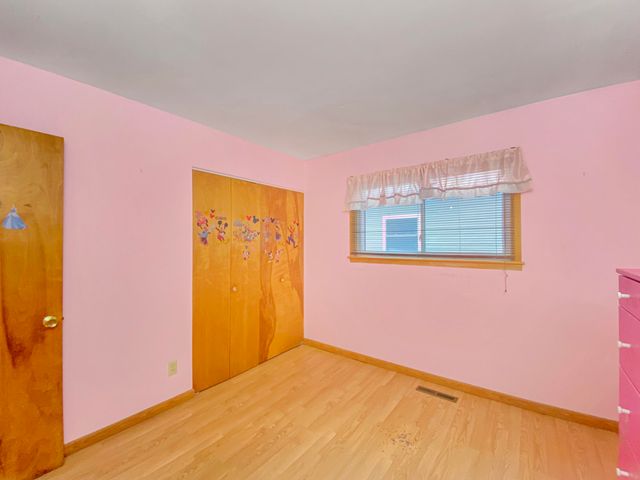 703 N Glenwood Avenue, Griffith, IN 46319