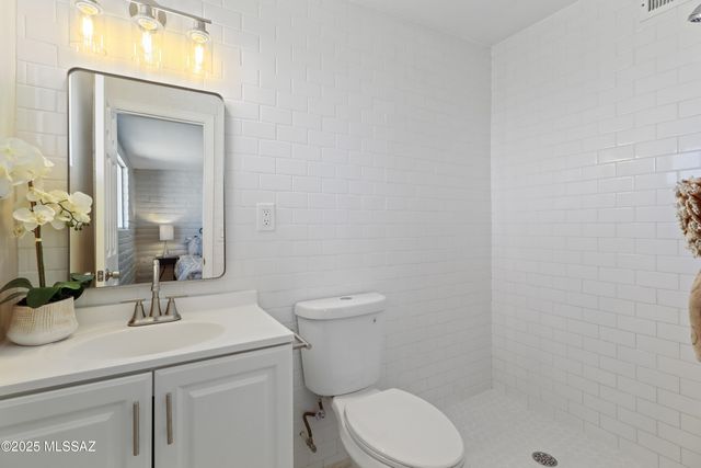 7605 E Irvington Road, Tucson, AZ 85730