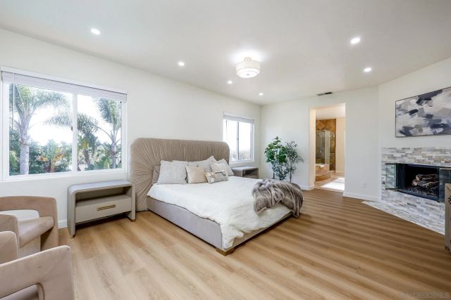 1749 Skimmer Ct, Carlsbad, CA 92011