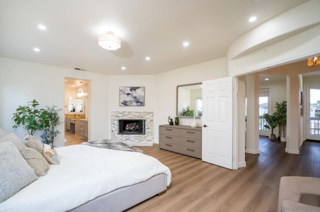 1749 Skimmer Ct, Carlsbad, CA 92011