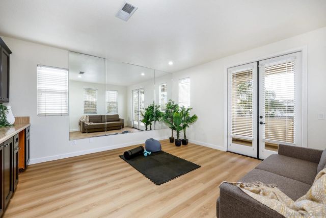 1749 Skimmer Ct, Carlsbad, CA 92011