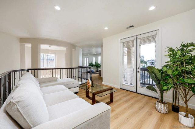 1749 Skimmer Ct, Carlsbad, CA 92011