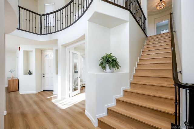 1749 Skimmer Ct, Carlsbad, CA 92011