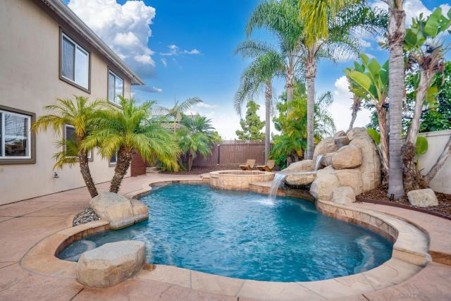 1749 Skimmer Ct, Carlsbad, CA 92011