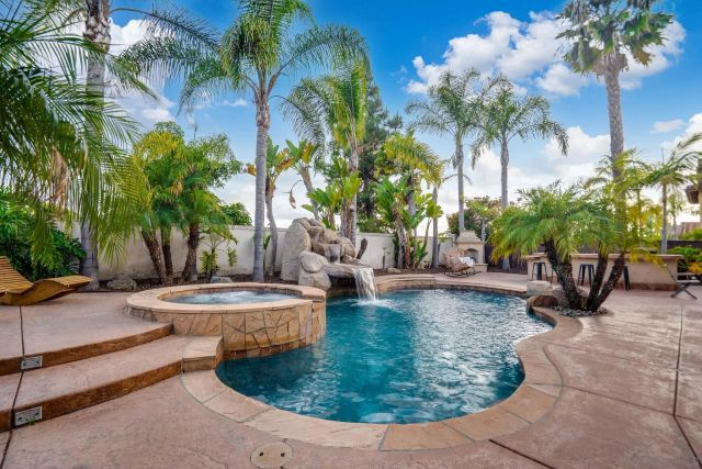 1749 Skimmer Ct, Carlsbad, CA 92011