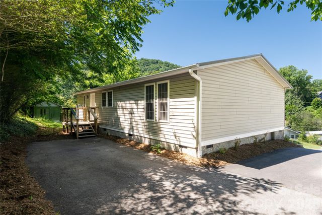 19 Sycamore Street, Asheville, NC 28804