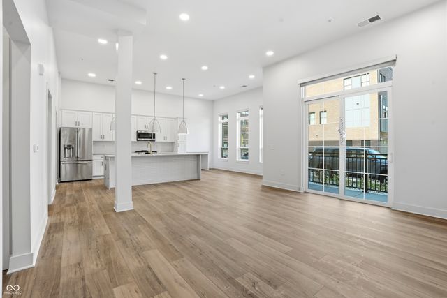 925 Veterans Way 104, Carmel, IN 46032
