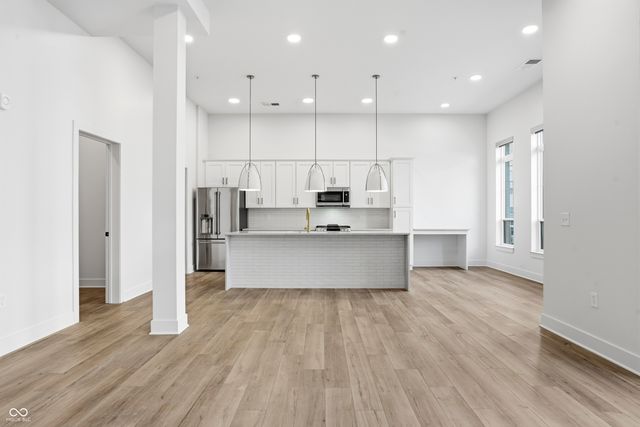 925 Veterans Way 104, Carmel, IN 46032