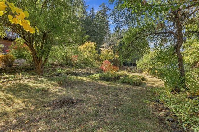 2624 E 18th Ave, Spokane, WA 99223