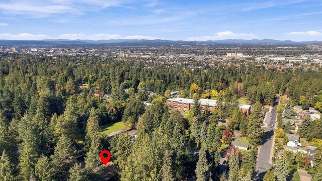 2624 E 18th Ave, Spokane, WA 99223