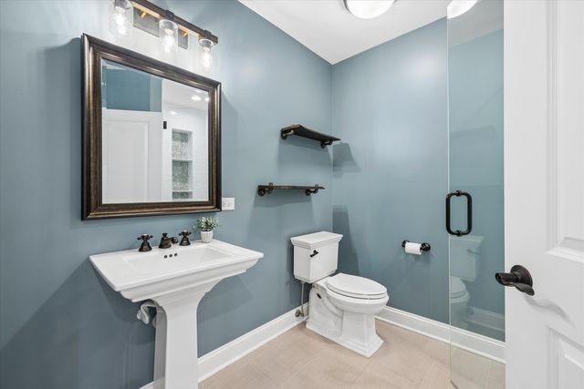 5243 Greenshire Circle, Lake In The Hills, IL 60156