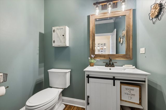 5243 Greenshire Circle, Lake In The Hills, IL 60156