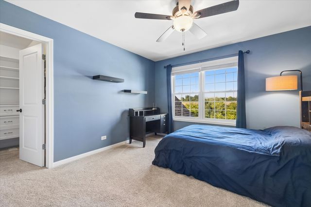 5243 Greenshire Circle, Lake In The Hills, IL 60156