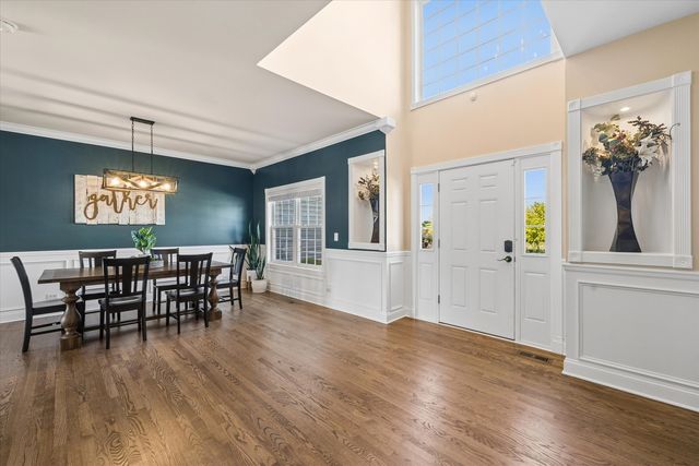 5243 Greenshire Circle, Lake In The Hills, IL 60156