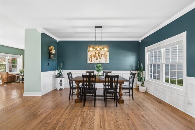 5243 Greenshire Circle, Lake In The Hills, IL 60156