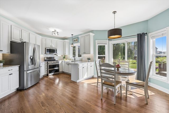 5243 Greenshire Circle, Lake In The Hills, IL 60156