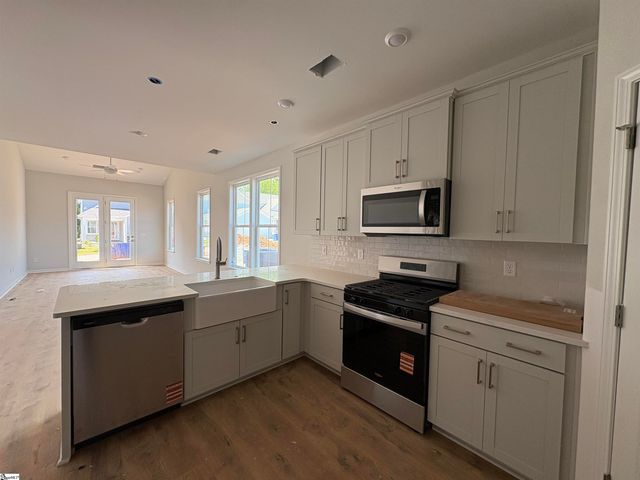 200 Gauley Street, Simpsonville, SC 29681