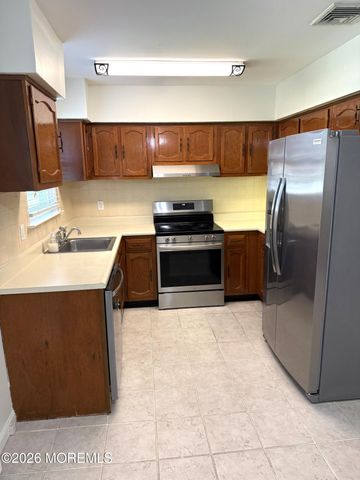 35B Easton Drive B, Whiting, NJ 08759