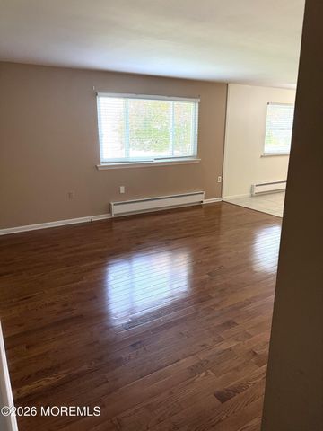 35B Easton Drive B, Whiting, NJ 08759