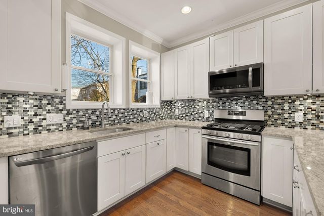 912 I ST NE, Washington, DC 20002