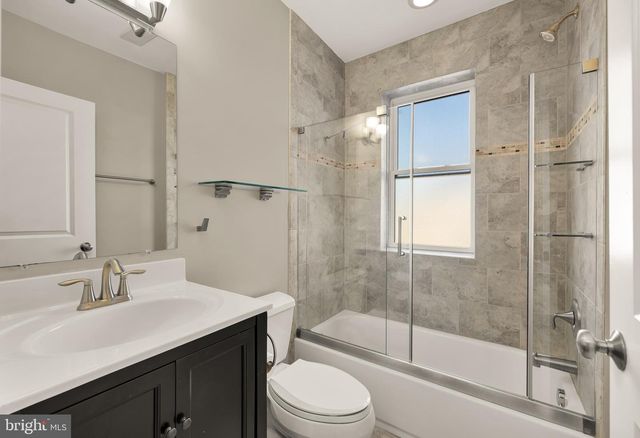 912 I ST NE, Washington, DC 20002