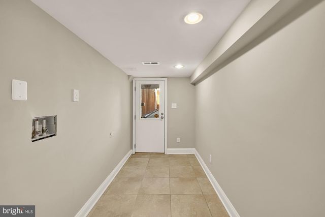 912 I ST NE, Washington, DC 20002