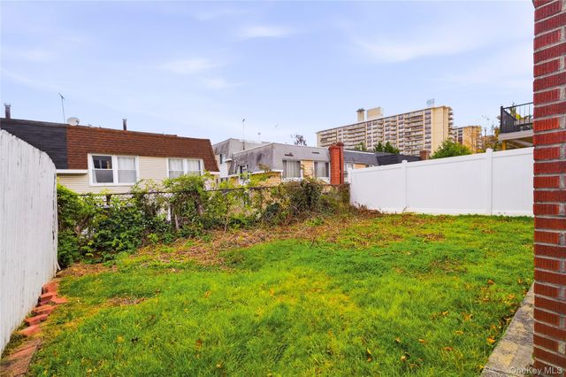 15-69 215th Street Unit 1, Bayside, NY 11360