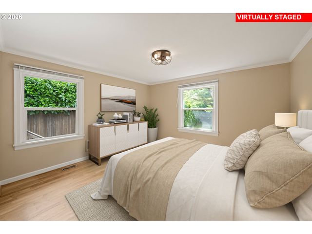 655 8TH St, Lake Oswego, OR 97034