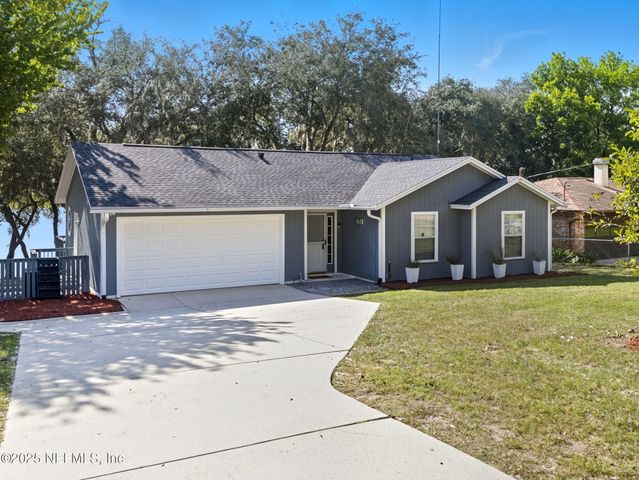 5644 SILVER SANDS Circle, Keystone Heights, FL 32656